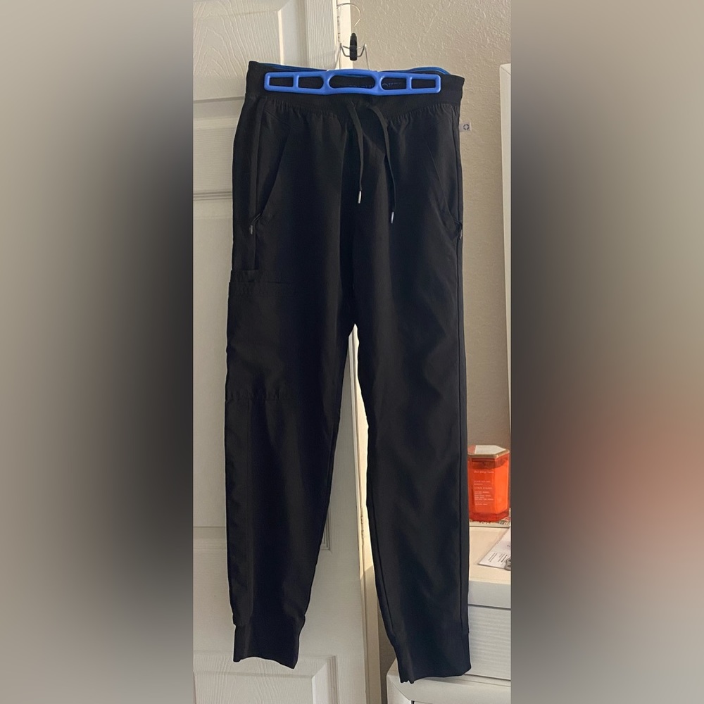 Infinity by Cherokee men jogger scrubs